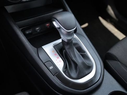 Used 2024 Kia Forte LXS w/ LXS Technology Package FWD image 19