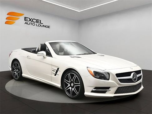 Used 2015 Mercedes-Benz SL 550 w/ White Arrow Edition image 7