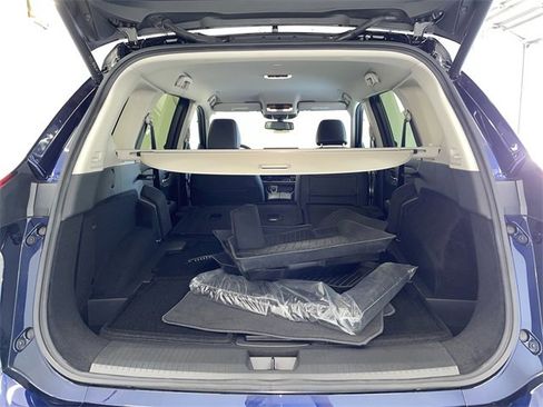 Certified 2024 Nissan Rogue SL image 16