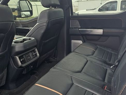 Used 2024 Ford F250 Platinum image 7