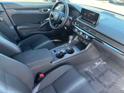 Used 2024 Honda Civic Sport image 11