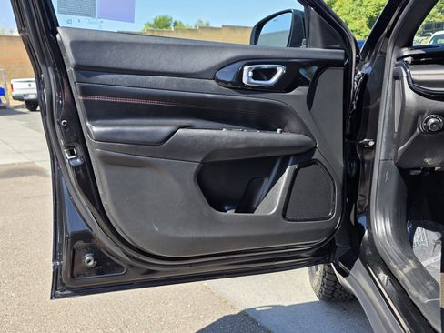 Certified 2024 Jeep Compass Trailhawk image 11