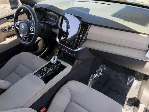New 2026 Volvo XC90 T8 Plus w/ Protection Package AWD/4WD image 13