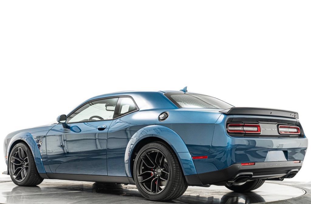 Used 2023 Dodge Challenger SRT Hellcat RWD image 9
