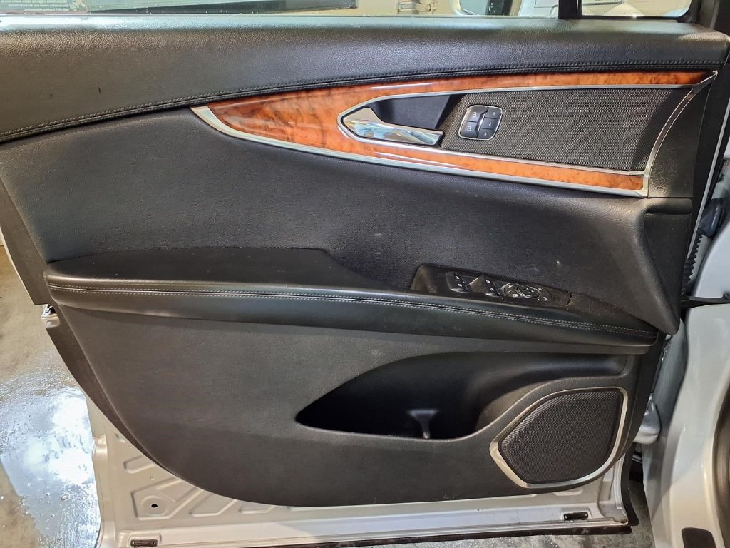 Used 2018 Lincoln MKX Reserve FWD image 19