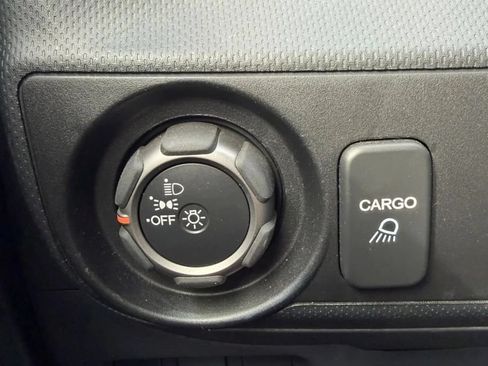 Used 2014 Honda Ridgeline Sport image 27