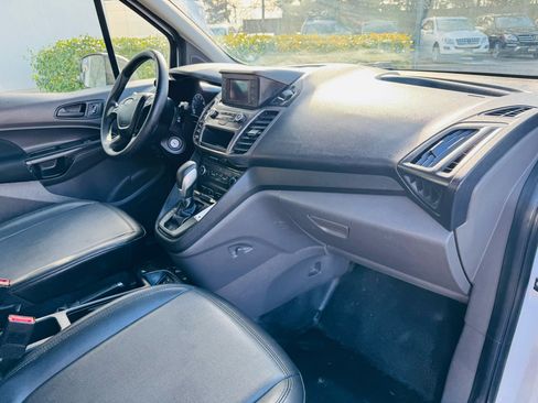 Used 2019 Ford Transit Connect XL image 19