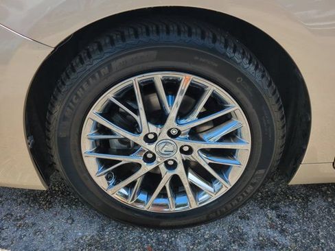 Used 2018 Lexus ES 350 w/ Luxury Package w/Wood Trim FWD image 10