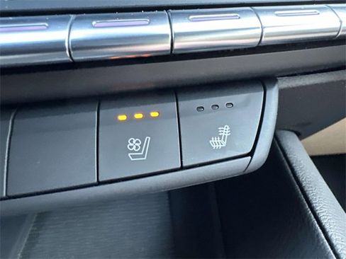 Certified 2023 Cadillac CT5 Luxury image 46