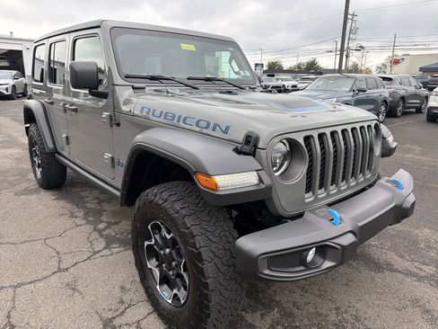 Used 2023 Jeep Wrangler Unlimited Rubicon 4xe w/ Cold Weather Group AWD/4WD image 8