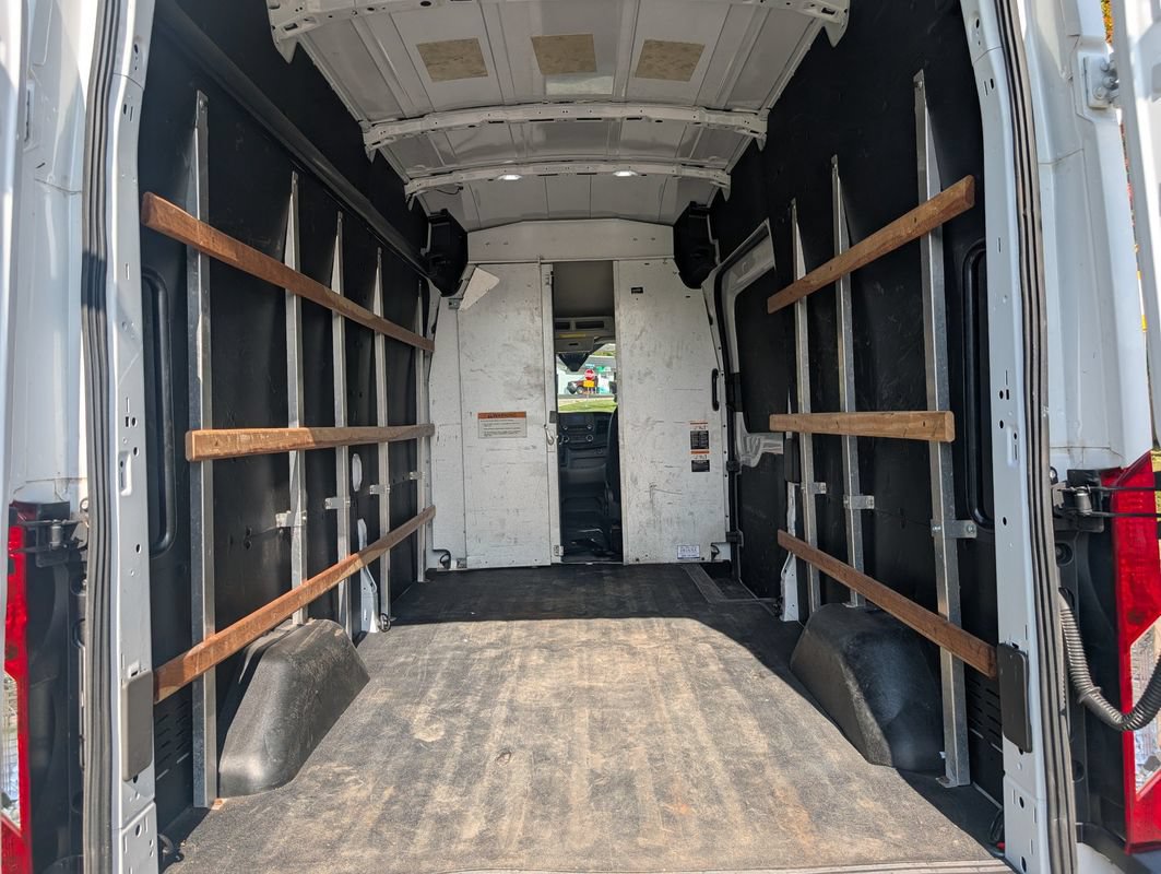 Used 2022 Ford Transit 250 148 High Roof w/ Load Area Protection Package RWD image 22