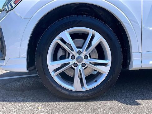 Used 2020 Audi Q3 2.0T Premium Plus w/ Premium Plus Package AWD/4WD image 34