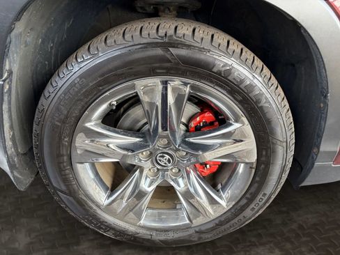 Used 2017 Toyota Highlander Limited Platinum image 41