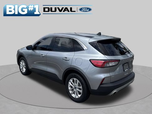 Used 2022 Ford Escape SE FWD image 6