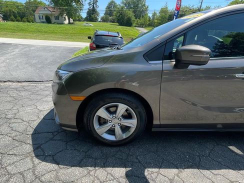 Used 2018 Honda Odyssey EX-L image 2