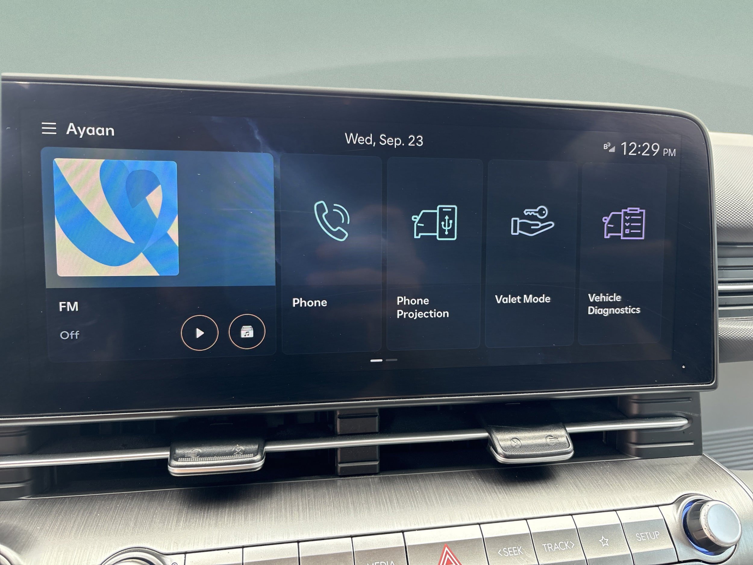 Used 2025 Hyundai Kona SEL FWD image 11