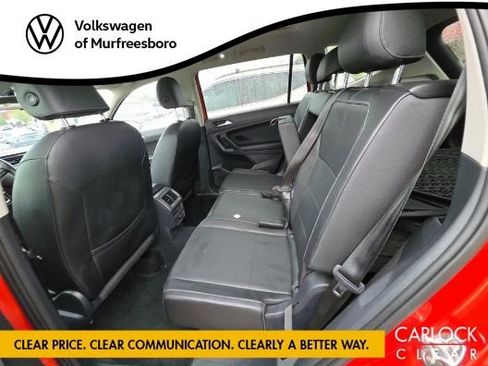 Used 2019 Volkswagen Tiguan SE w/ Panoramic Sunroof Package FWD image 9