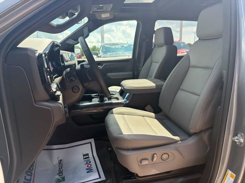 New 2026 Chevrolet Silverado 1500 LTZ w/ LTZ Premium Package AWD/4WD image 14