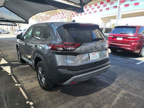 Used 2023 Nissan Rogue S image 13