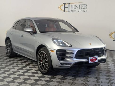Used 2017 Porsche Macan Turbo AWD/4WD image 2