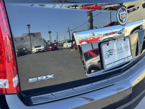 Used 2013 Cadillac SRX Luxury w/ LPO, U-Rail D-Rings Package FWD image 16