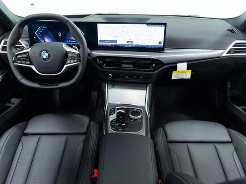 Certified 2025 BMW 330i xDrive Sedan w/ Premium Package image 25