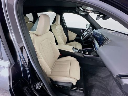 Used 2025 BMW X3 xDrive30i w/ Convenience Package image 27