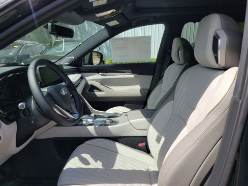 New 2026 INFINITI QX60 Autograph w/ Dark Cargo Package image 17