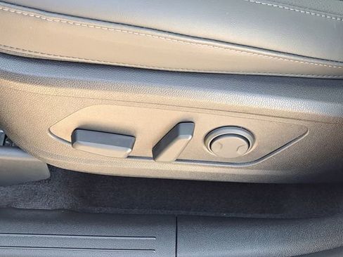 New 2026 Kia Sorento S FWD image 7