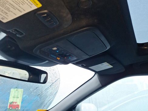 Used 2020 Ford Explorer Limited w/ Class III Trailer Tow Package image 11