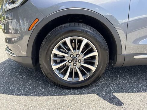 Certified 2022 Lincoln Nautilus FWD w/ Premium Package image 10