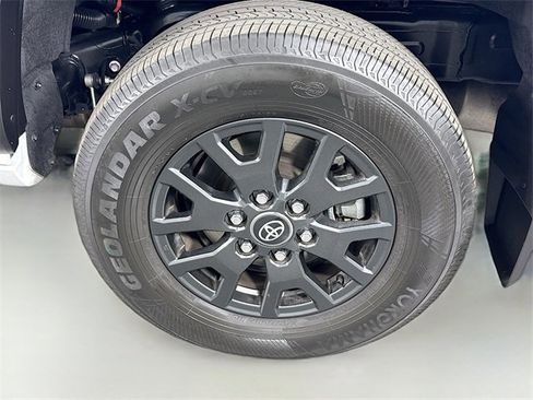 Certified 2025 Toyota 4Runner SR5 image 30