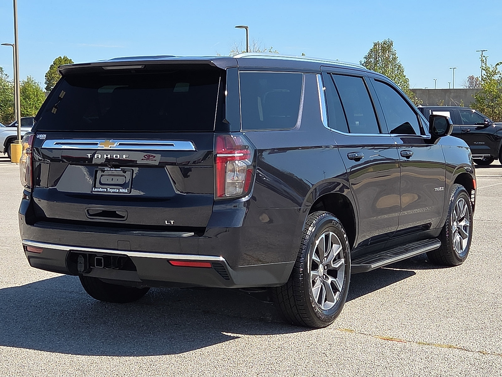 Used 2023 Chevrolet Tahoe LT AWD/4WD image 5