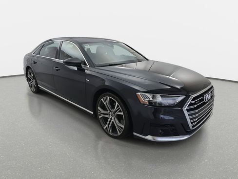 Used 2021 Audi A8 L 4.0T image 3