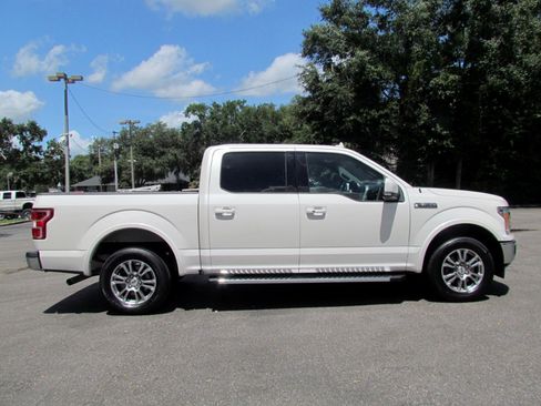 Used 2018 Ford F150 Lariat w/ Trailer Tow Package image 9