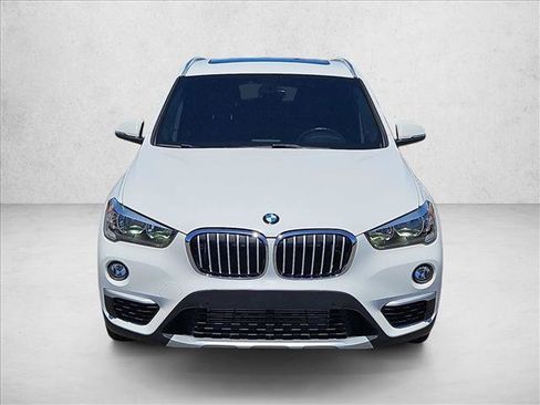 Used 2018 BMW X1 sDrive28i w/ Convenience Package FWD image 2