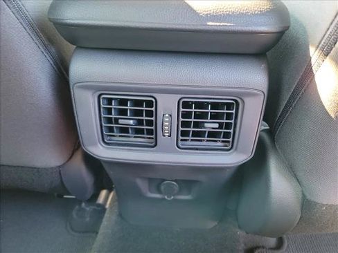 Used 2024 Toyota RAV4 LE AWD/4WD image 14