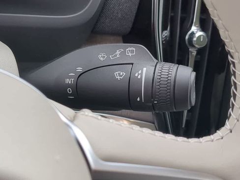 New 2026 Volvo XC90 T8 Ultra w/ Protection Package Premier image 26