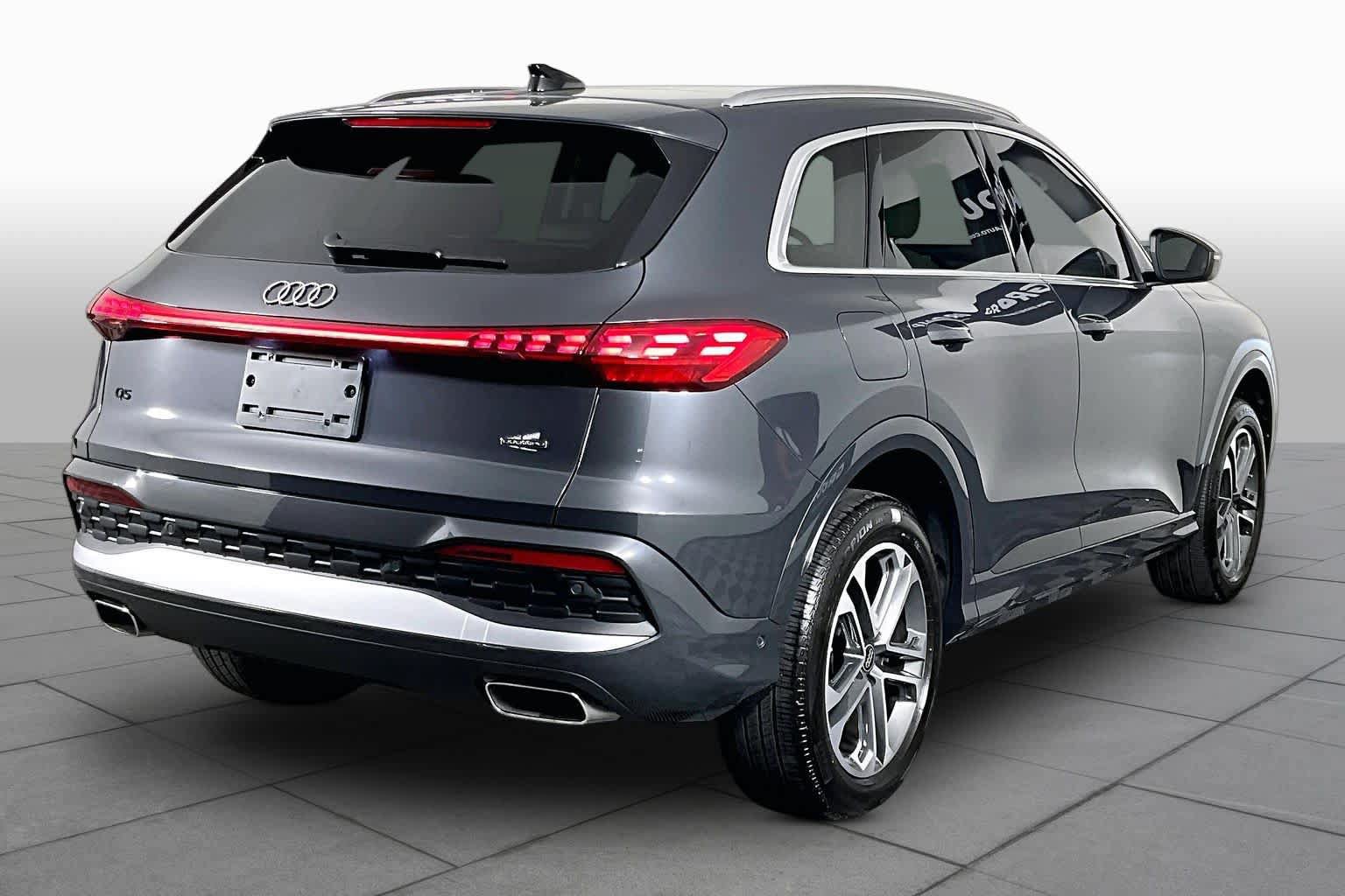 Used 2026 Audi Q5 Premium AWD/4WD image 12