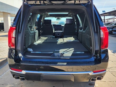New 2026 GMC Yukon XL Denali w/ Denali Reserve Package image 62