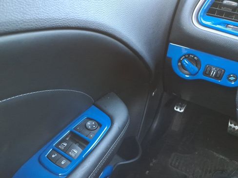 Used 2016 Dodge Challenger R/T Plus image 19