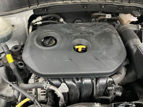 Used 2019 Hyundai Tucson SE image 24