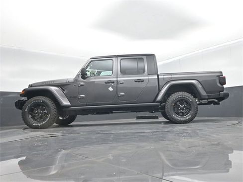 New 2026 Jeep Gladiator Willys image 43