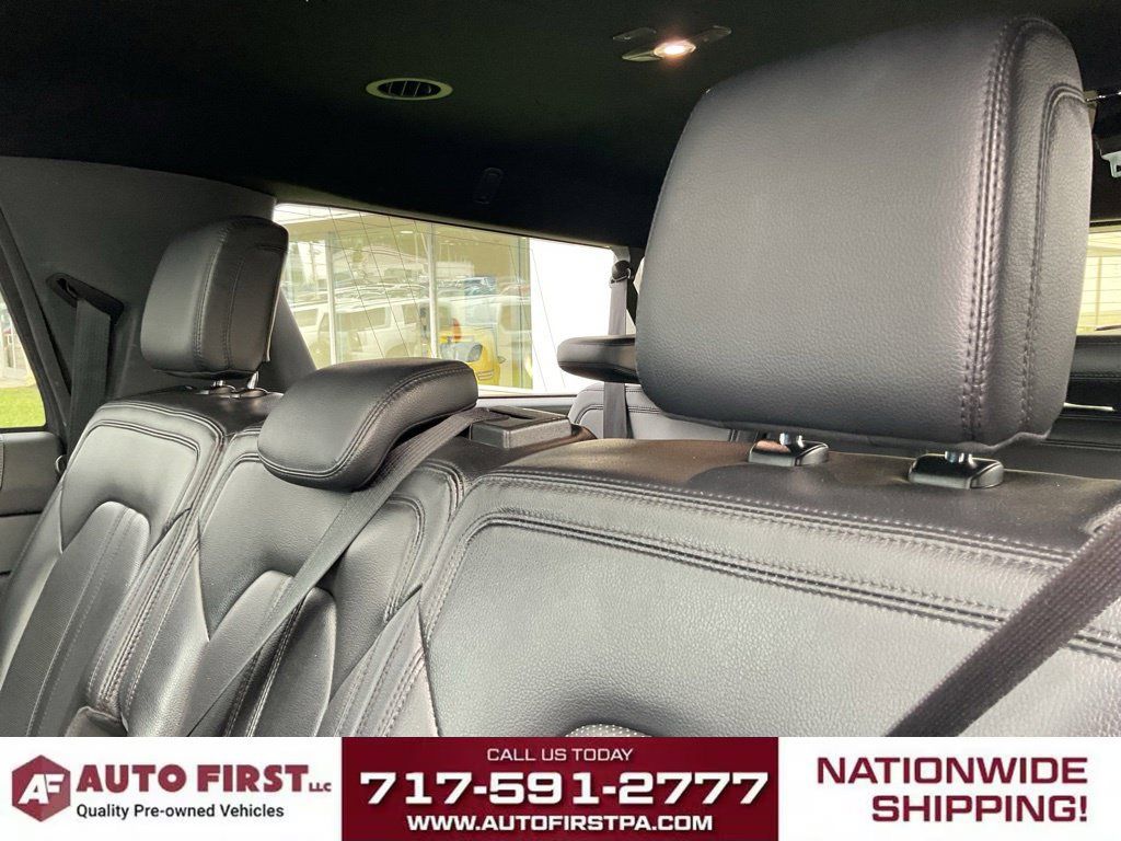 Used 2021 Ford Expedition Max Limited AWD/4WD image 12