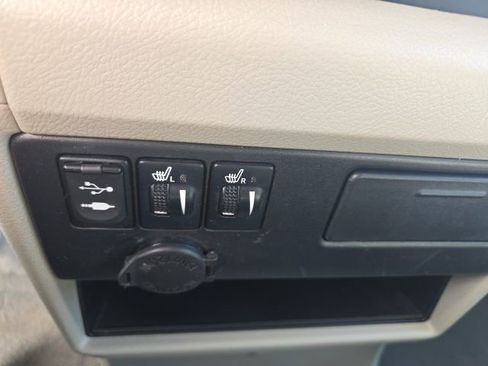 Used 2015 Toyota Sienna XLE AWD/4WD image 21