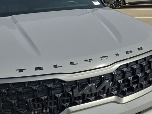 Certified 2023 Kia Telluride EX X-Line AWD/4WD image 12