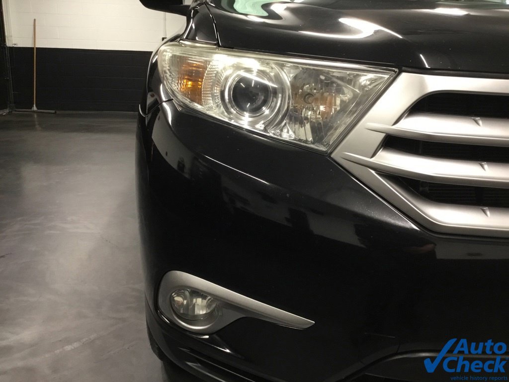 Used 2013 Toyota Highlander Plus AWD/4WD image 16