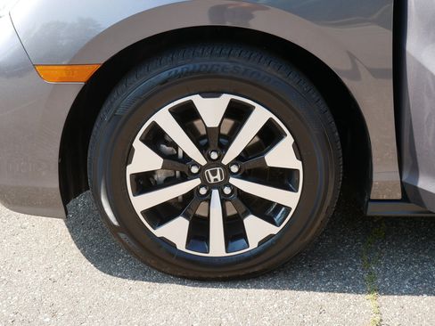 Used 2025 Honda Odyssey EX-L image 15