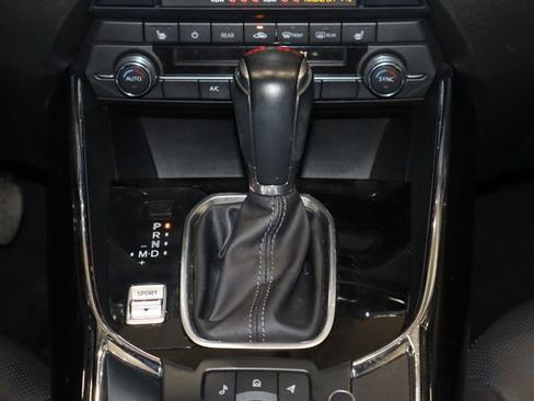 Used 2022 MAZDA CX-9 Touring image 39
