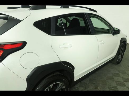 Used 2024 Subaru Crosstrek 2.0i Premium AWD/4WD image 17